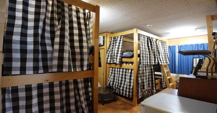 男女混合ドミトリー6人洋室room 3