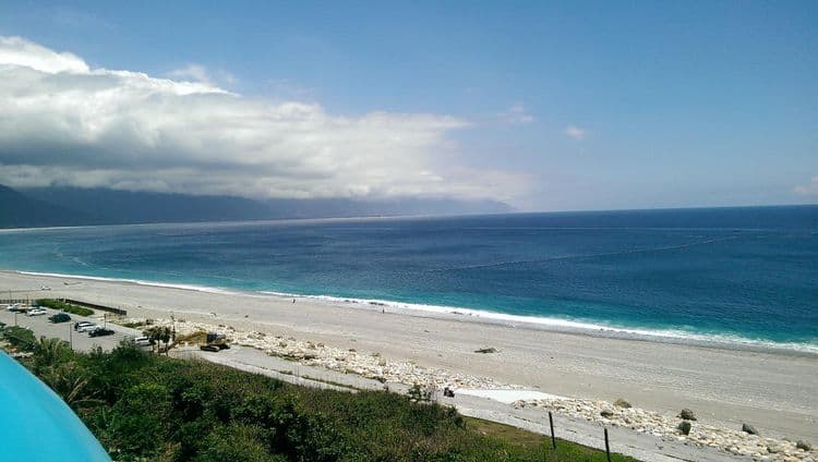 White Mediterranean Hostel-12