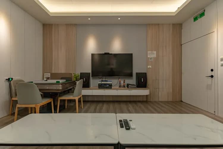 Yefeng Fashion B&B-4