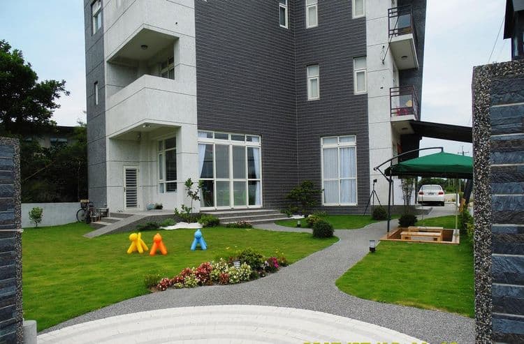 Bamboo Trail Garden Resort-2