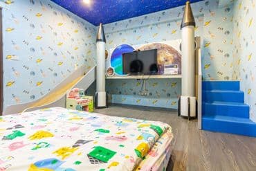 小搗蛋親子民宿 l 卡通服裝、親子遊戲區-3