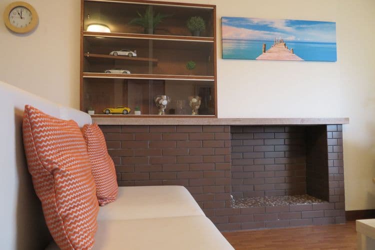 Western Style Apartment in Kobe with Sea View-11