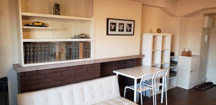 Western Style Apartment in Kobe with Sea View-3