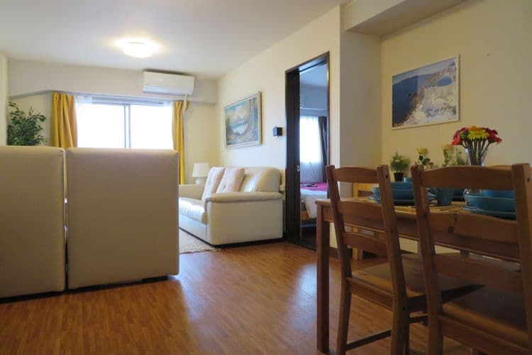 Western Style Apartment in Kobe with Sea View-10