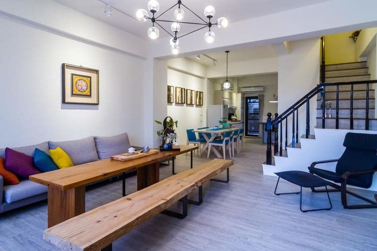 Wendy's Home City Hall A-2