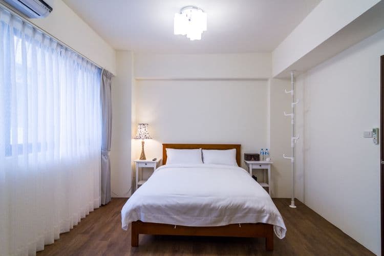 Wendy's Home City Hall B-7