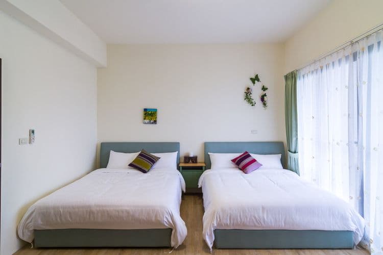 Wendy's Home City Hall B-4