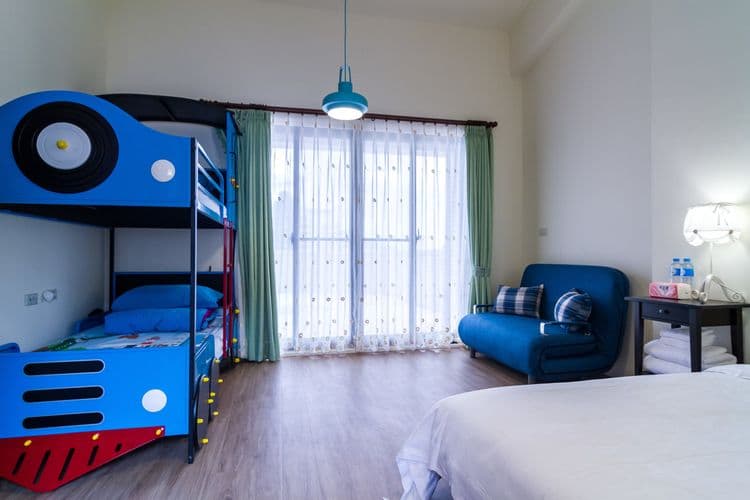 Wendy's Home City Hall B-9