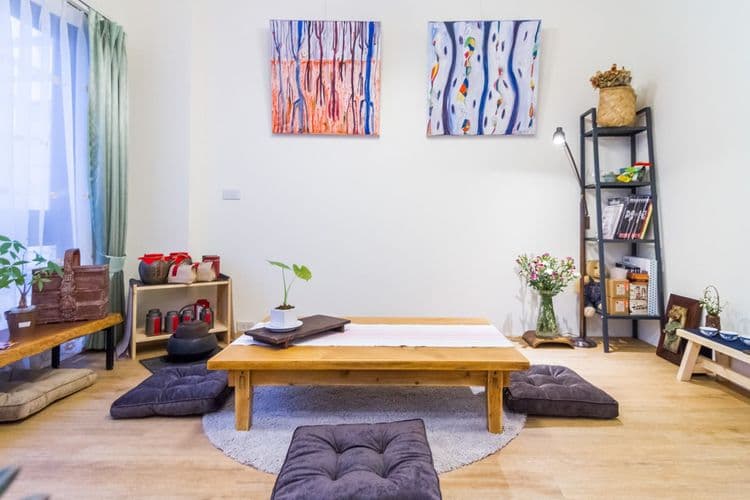 Wendy's Home City Hall B-2