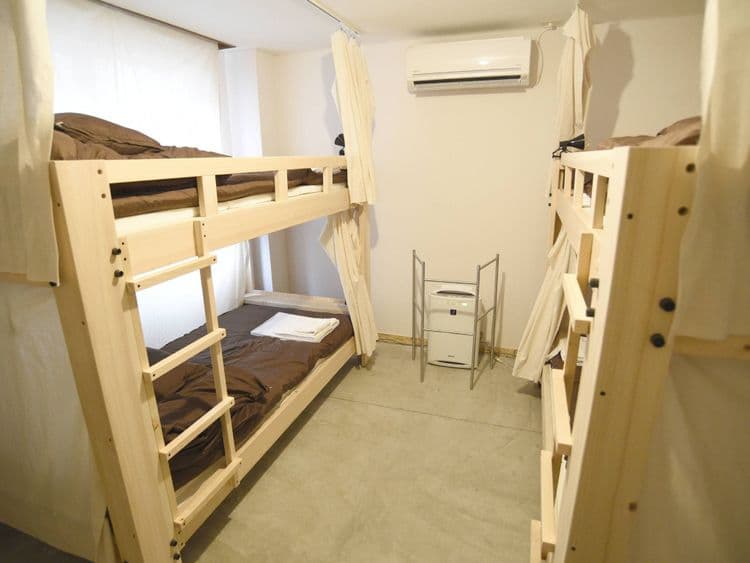 ・【男女混合ドミトリー一例】2段ベッド2台で1部屋4名様までお泊りいただけます