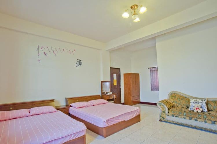 Jia Xianglin Guanhai Homestay 1-5