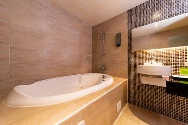 日光河堤時尚旅店｜近高雄音樂中心-3