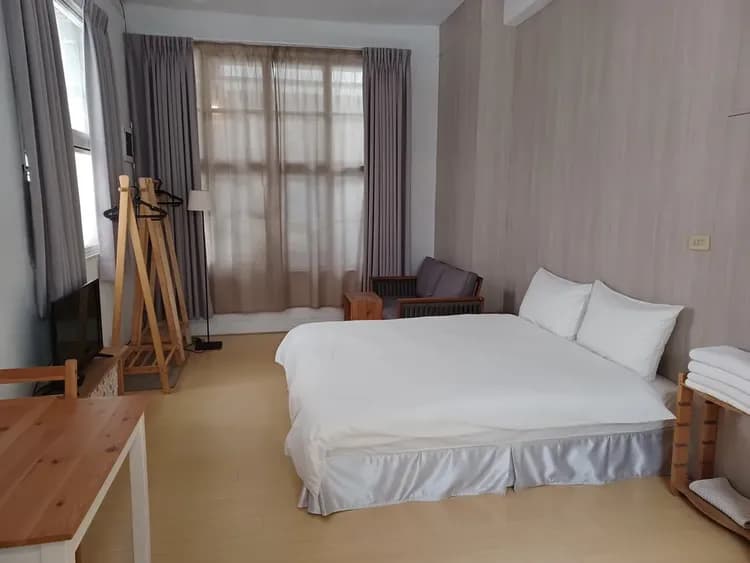 Near Cultural Center - Old House new style- First Floor - Good Parking-7