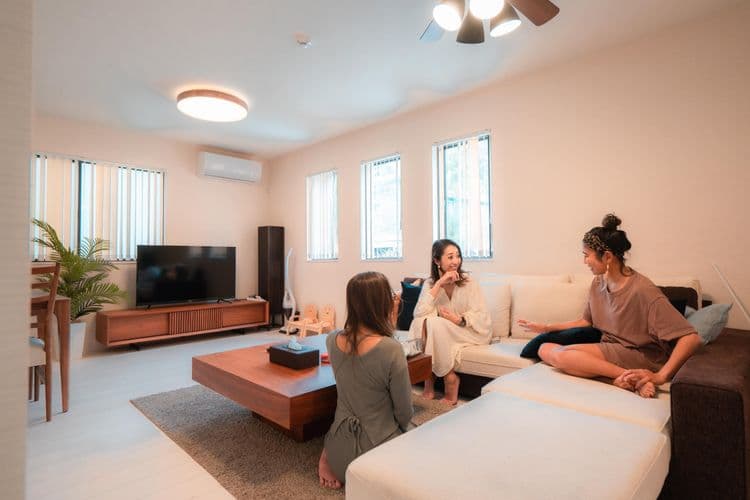 ﾋﾞｰﾁ徒歩5分一軒家☆大人数でのご利用大歓迎 HV-2