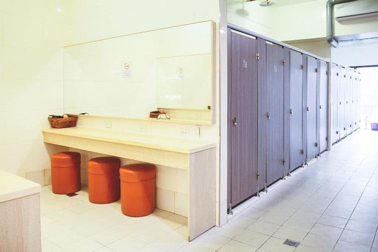 公共盥洗室/Public Restroom