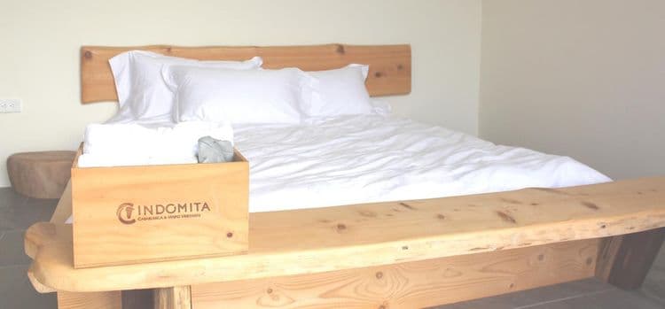 White house 35 B&B-2