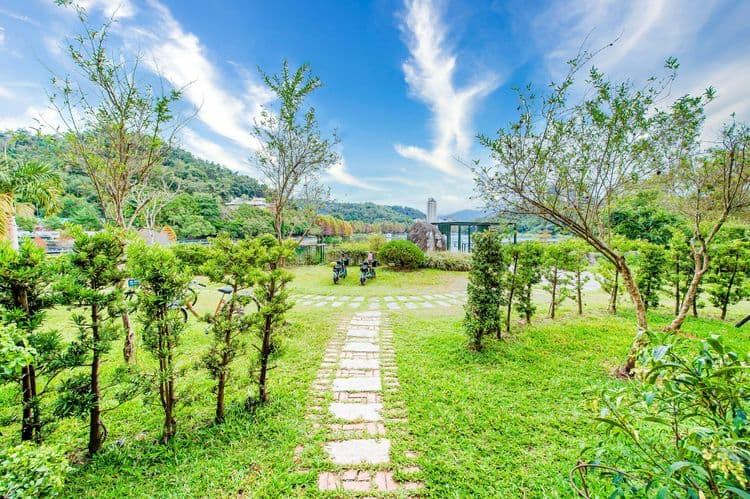 I love you in Sun Moon Lake-7