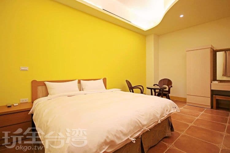 Traveler Guest House-7