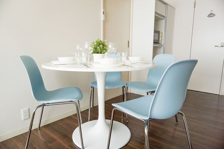 【第一間房間】餐桌