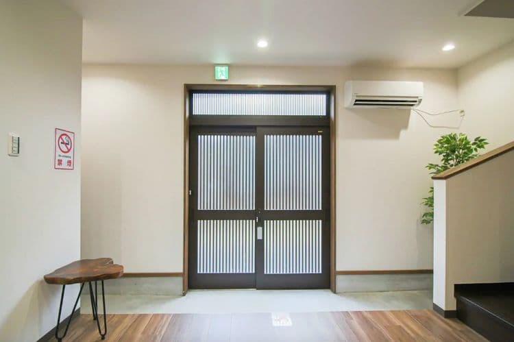 G46: Warm wood texture-8