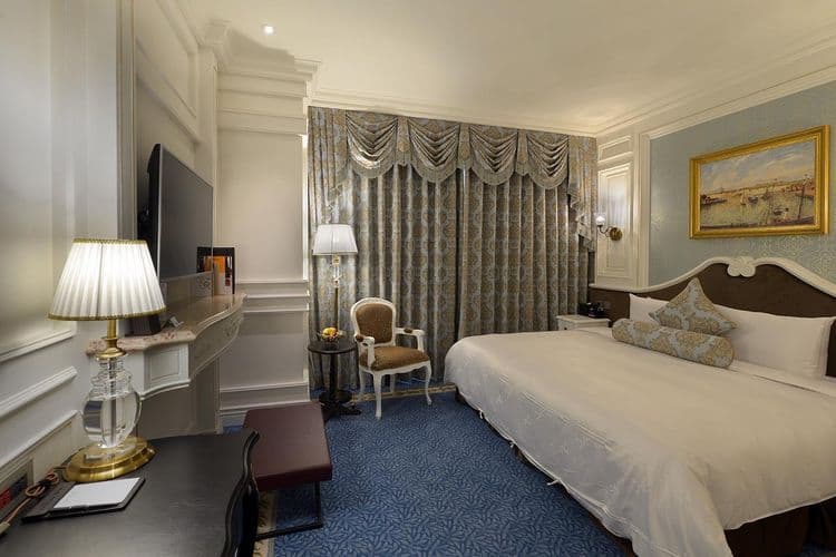 Golden Tulip RS Boutique Hotel-8