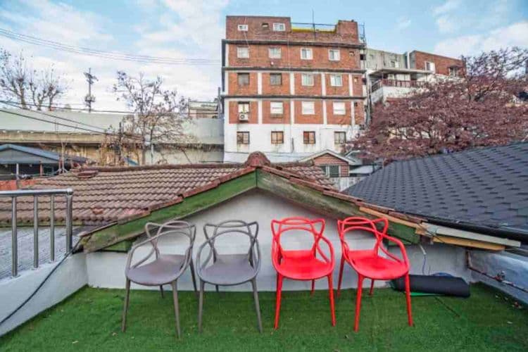 BoraBora (3 minutes to Itaewon Station, convenient transportation, mini theater)-6