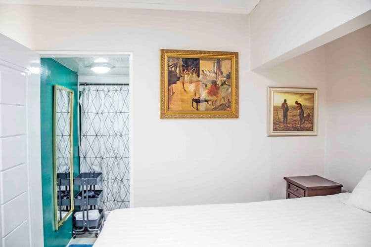 BoraBora (3 minutes to Itaewon Station, convenient transportation, mini theater)-9