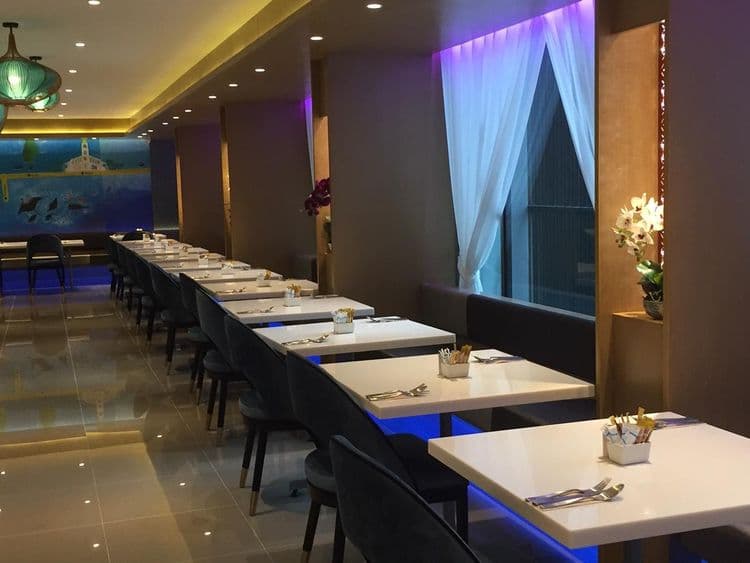 Bizotel Premier Hotel & Residence-4