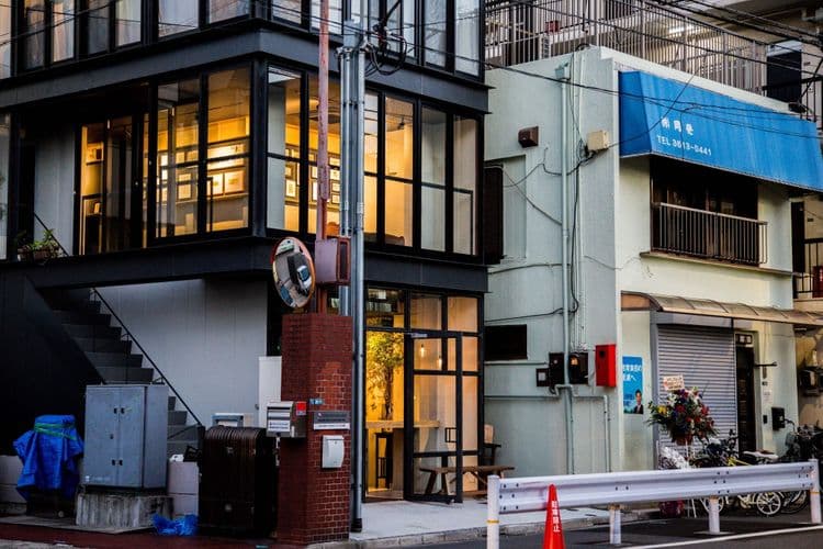 Alternative Entrance Tokyo-20