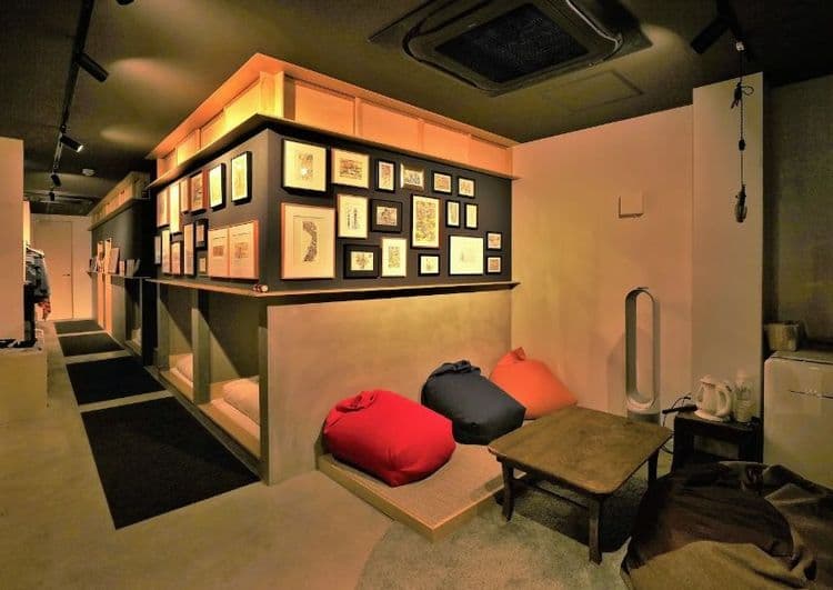 Alternative Entrance Tokyo-3