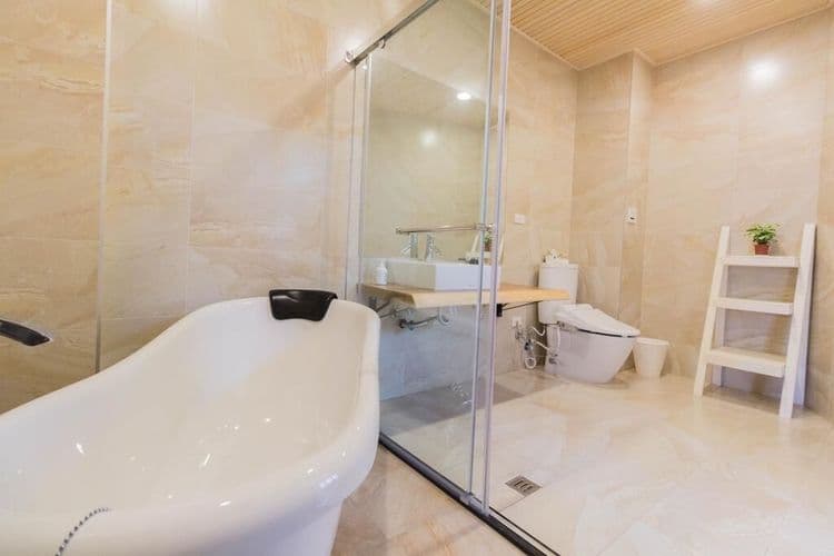 Green Light Hotel-10