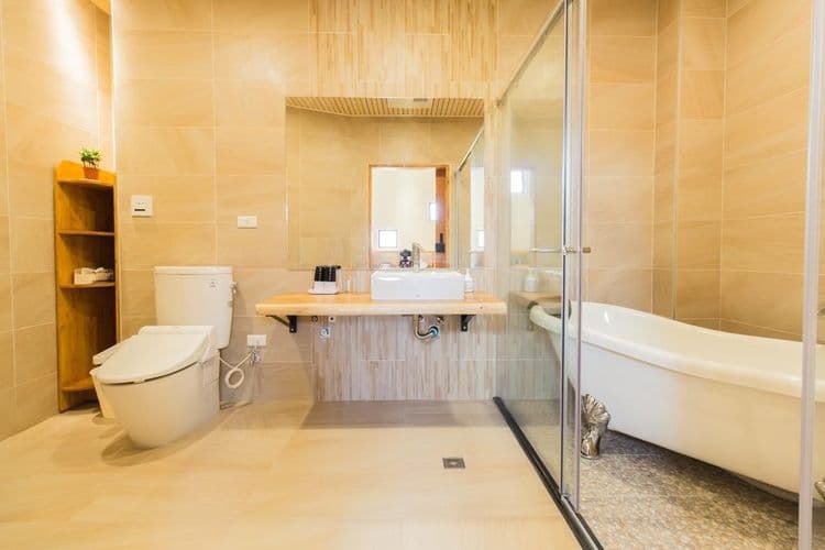 Green Light Hotel-14