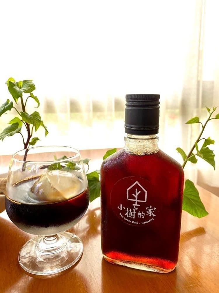 來小樹，喝杯酒香冰釀咖啡