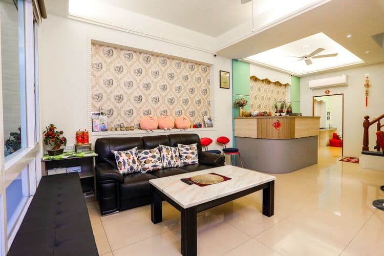 LUCKY STAR B&B HOSTEL-12