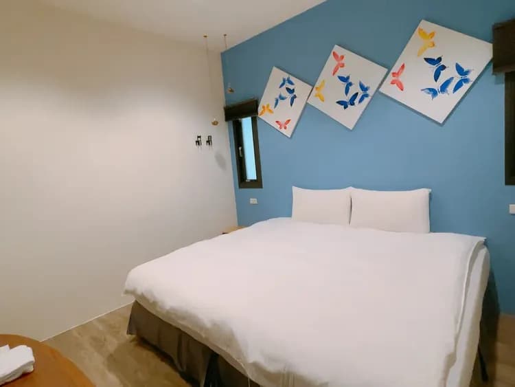 雙人雅房加大床