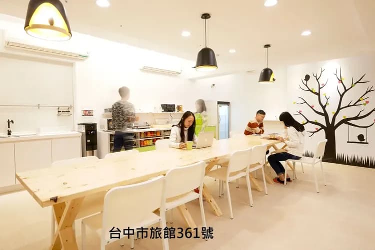宜舍單人旅店｜近台中火車站、明亮、公用廚房-1