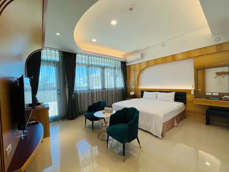 202夢幻泡泡豪華雙人房（小陽台）