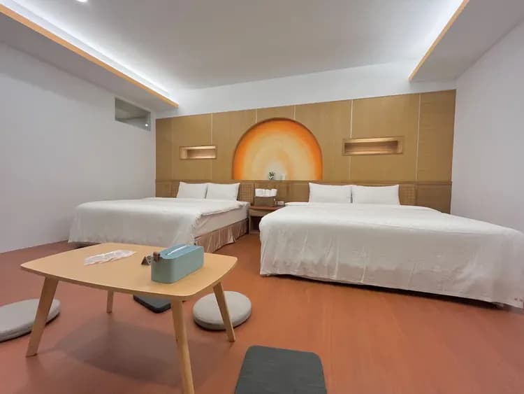 203山景夕陽家庭四人房（大陽台）