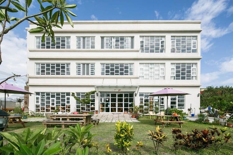 Water Reflected in the Hall-7