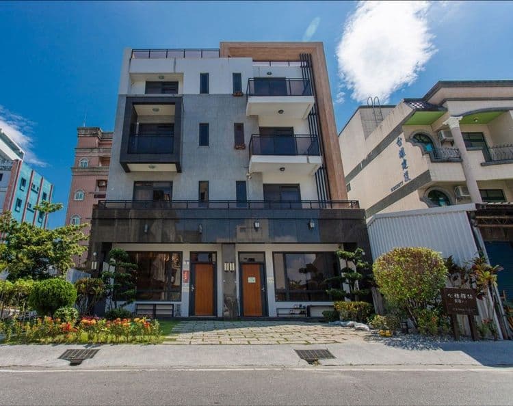 花蓮站前一艾莉小屋電梯民宿-1