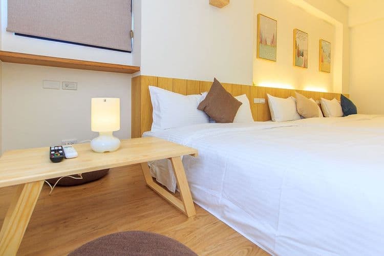 斑鳩小鎮親子民宿 l 10-28人宜蘭包棟  | 滑梯房-1