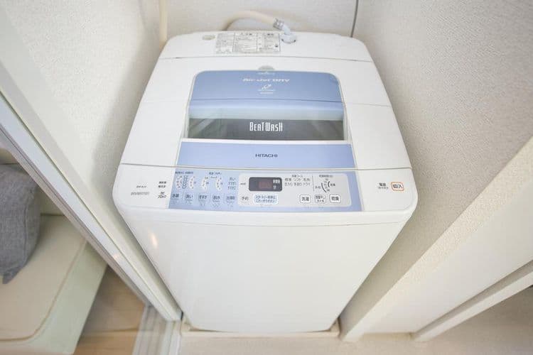 請自由使用洗衣粉及洗衣機。