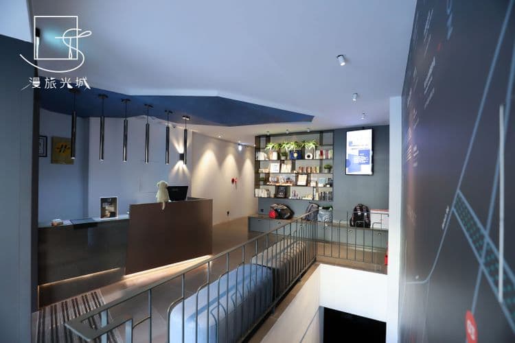 漫旅光城｜近一中商圈、享受低調奢華-3