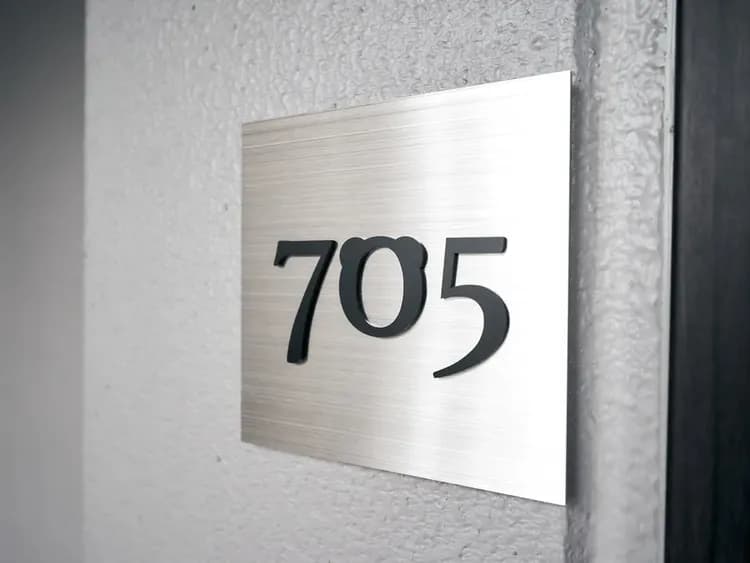 【お買いものパンダルーム】お部屋サインにお買いものパンダのお耳…？！