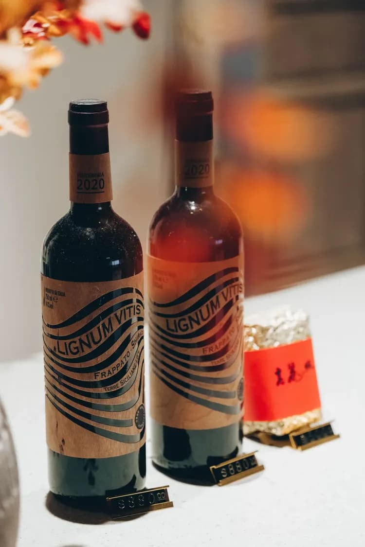 Twilight Moon  | Seaview Building B&B (2-12 people in a private building)-6