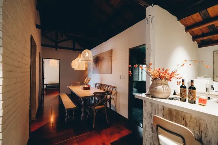 Twilight Moon  | Seaview Building B&B (2-12 people in a private building)-16