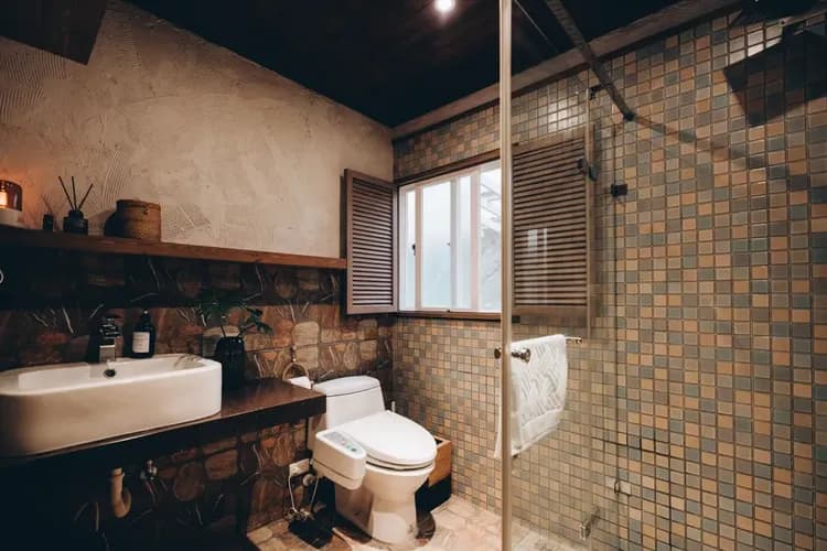 Twilight Moon  | Seaview Building B&B (2-12 people in a private building)-17