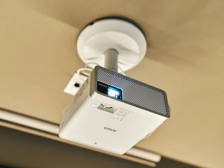 全室共通／EPSON ホームプロジェクター