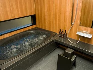 【108】リゾートバブル付バス（1階）　※108号室のみビューバスではございません