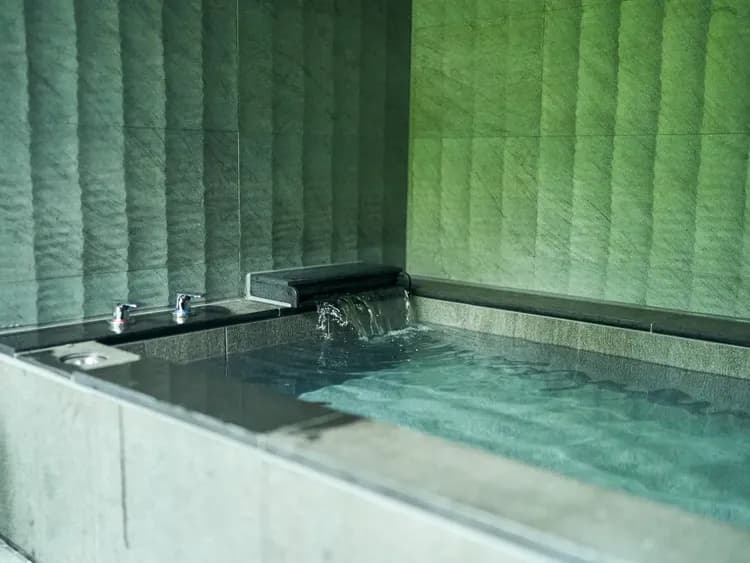 全室共通/温泉かけ流し足湯